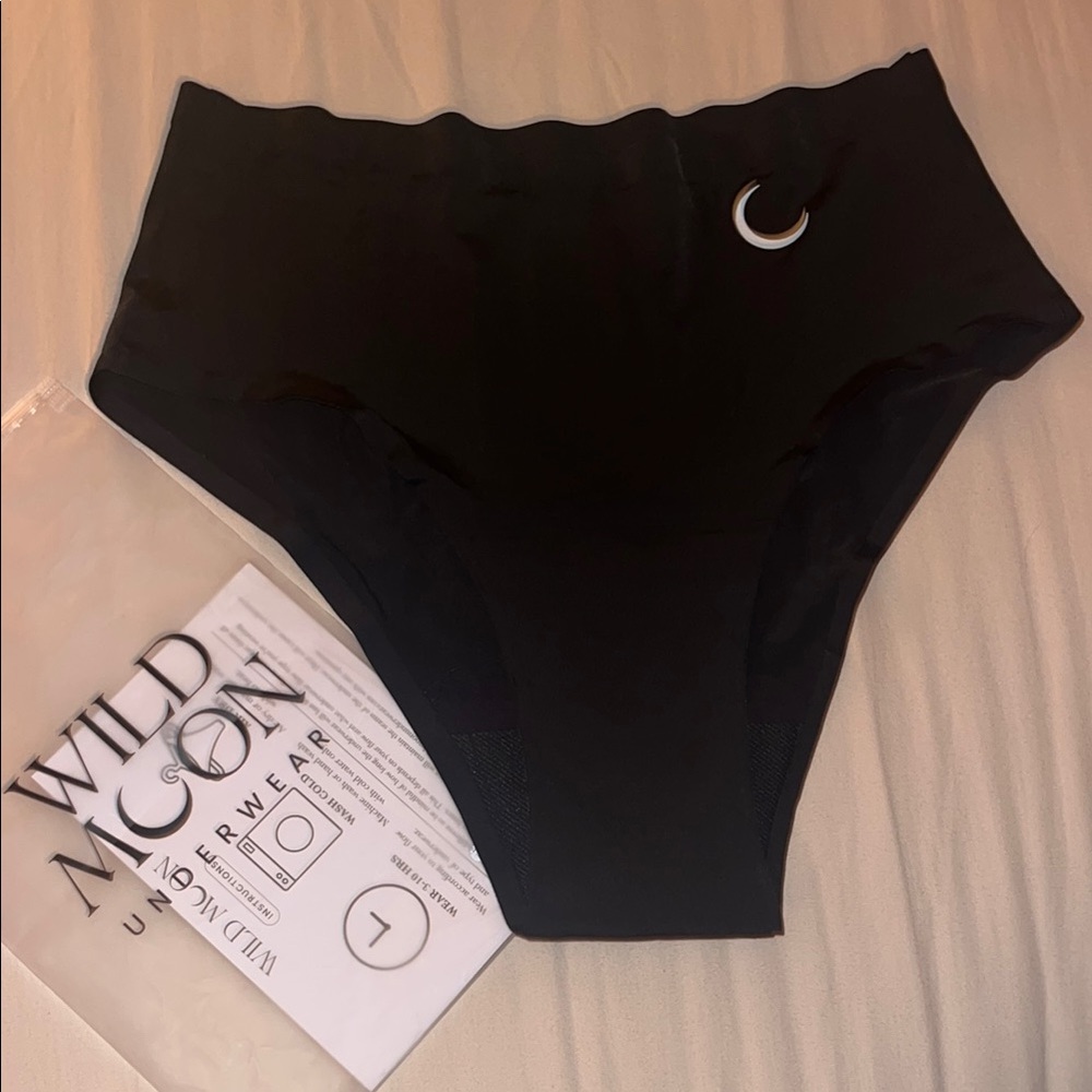 Wild Moon Black High-Waisted Underwear